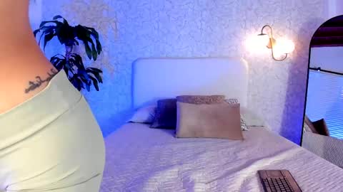 alannarouge online show from October 1, 11:16 am