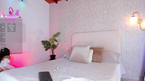 alannarouge online show from January 6, 12:20 pm