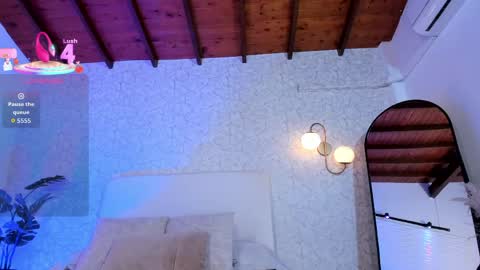 alannarouge online show from April 12, 11:26 am