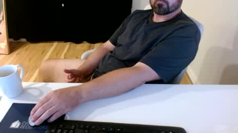 Snapshot of alaska4411 chatting on June 12, 7:13 pm John online show from June 12, 7:13 pm