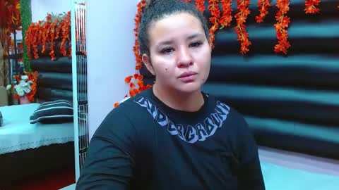 AlaSmith  online show from January 9, 1:50 am