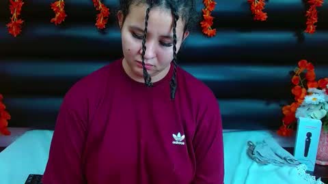 AlaSmith  online show from January 29, 8:08 am