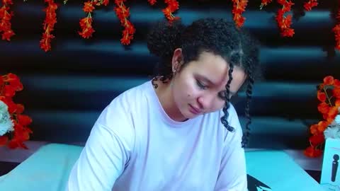 AlaSmith  online show from February 4, 8:02 am