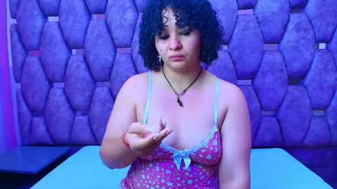 AlaSmith  online show from February 3, 2:53 am