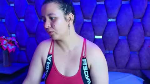 AlaSmith  online show from June 2, 2:24 am