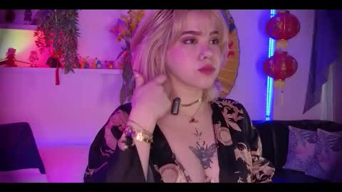 albaandthayron online show from February 9, 12:09 pm