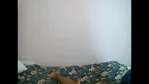Snapshot of albertine1504 chatting on March 19, 5:17 pm albertine1504 online show from March 19, 5:17 pm