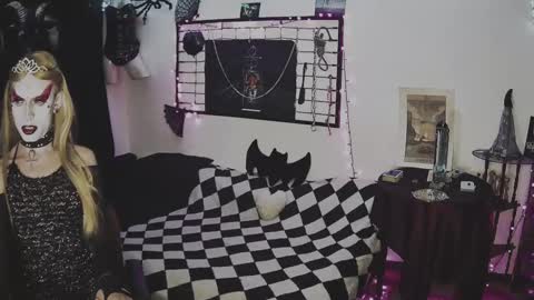 Mistic witch online show from February 26, 3:32 am