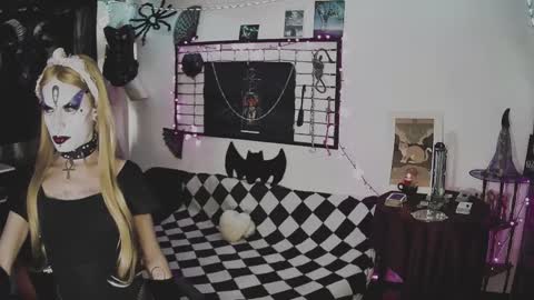 Mistic witch online show from February 27, 6:09 pm