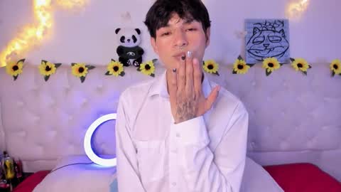 Snapshot of ale_aurarashi chatting on January 14, 2:39 am ale_aurarashi online show from January 14, 2:39 am