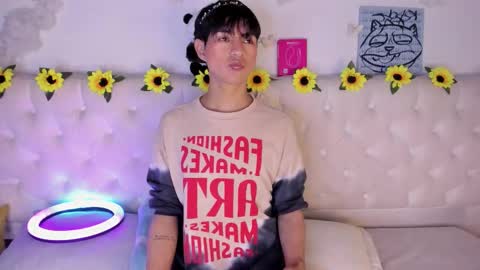 Snapshot of ale_aurarashi chatting on February 6, 2:49 am ale_aurarashi online show from February 6, 2:49 am