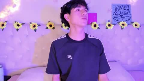 Snapshot of ale_aurarashi chatting on February 13, 3:24 am ale_aurarashi online show from February 13, 3:24 am