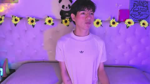 Snapshot of ale_aurarashi chatting on February 19, 7:48 am ale_aurarashi online show from February 19, 7:48 am