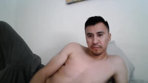 Snapshot of aleccksz chatting on January 17, 11:19 pm PoonHandler online show from January 17, 11:19 pm