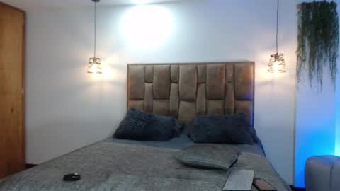 Snapshot of aleejhandra chatting on February 28, 10:11 pm alejandra online show from February 28, 10:11 pm