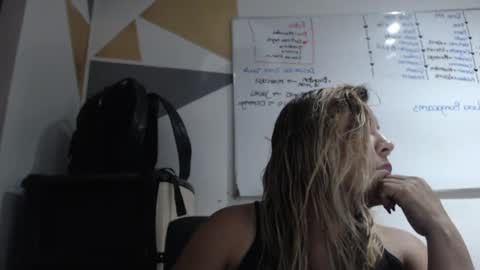  Aleja  online show from April 8, 3:12 pm