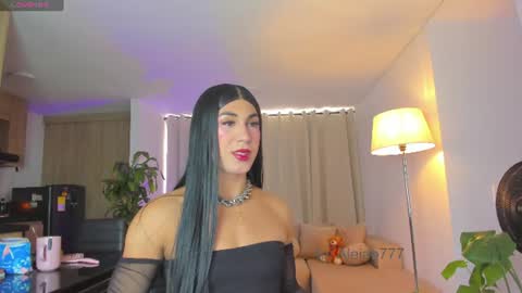 Snapshot of alejaevangeline chatting on July 1, 7:46 pm A L E J A N D R A online show from July 1, 7:46 pm