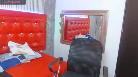   online show from November 17, 1:33 am