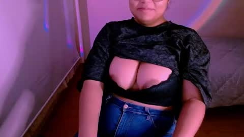 Alejandra  online show from July 2, 11:33 pm
