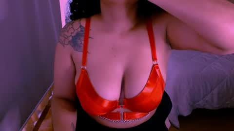 Alejandra  online show from July 26, 8:27 pm
