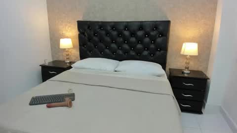 Alejandra Tellez online show from November 4, 7:24 pm