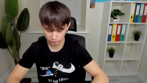 Alejandro online show from February 3, 6:57 pm