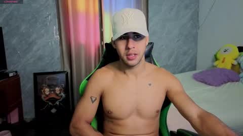 Snapshot of alejandrojf_00 chatting on February 19, 2:24 pm Daiki jack online show from February 19, 2:24 pm