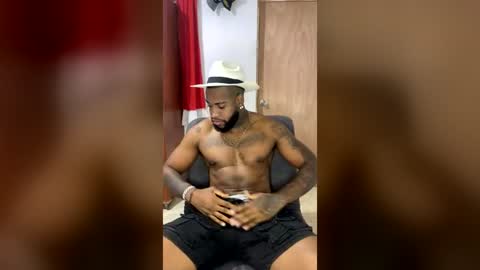 alejo_21cm online show from June 20, 10:45 pm