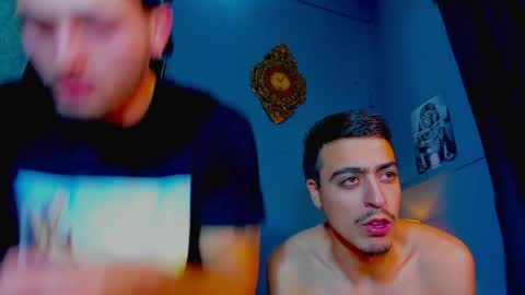 alejo_323__ online show from April 19, 3:50 am