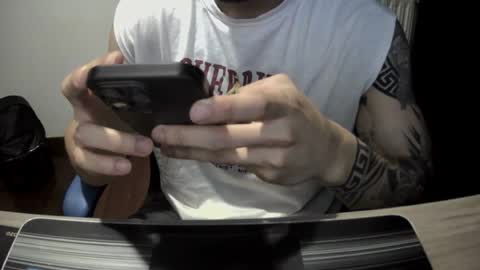 alejoduarte16 online show from June 19, 3:38 pm