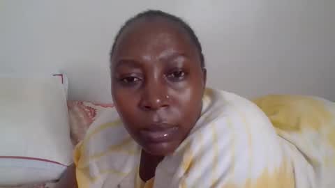 Noreen Kennth and Emilly online show from December 19, 7:15 am