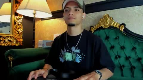 Alessandro King online show from May 13, 7:55 pm