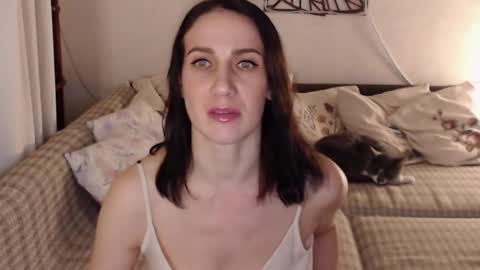 Snapshot of alessandra_foxy chatting on February 3, 4:10 pm Sandra online show from February 3, 4:10 pm