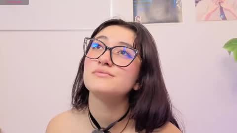 Alessandra Leblanc online show from May 6, 9:42 pm