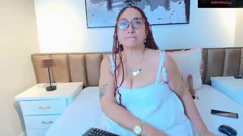 Alessandra online show from March 10, 1:05 pm