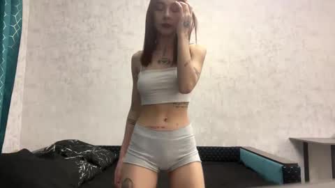 Snapshot of alessandralogalbo chatting on March 4, 2:23 pm Emma online show from March 4, 2:23 pm