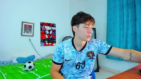 Alessandro Dybala online show from June 1, 12:18 pm