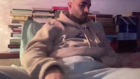 alessandromori91 online show from April 5, 9:01 pm