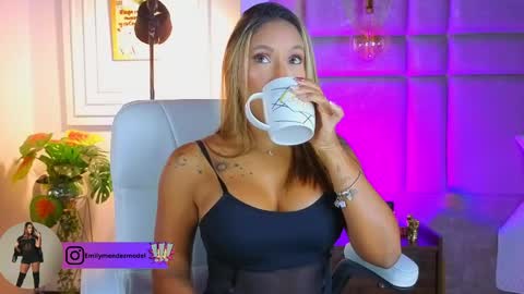 Snapshot of alessialondon chatting on June 1, 10:17 am Alessia online show from June 1, 10:17 am