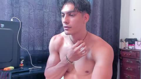 alessio Vale online show from May 24, 5:18 pm