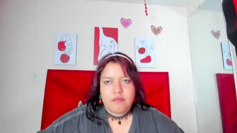 AleSweett online show from April 18, 1:37 pm