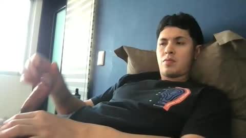 alex20mndz online show from March 22, 8:12 pm