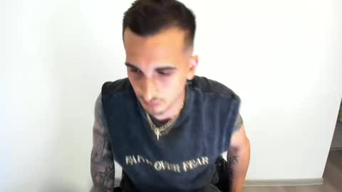 alex23cmx online show from May 14, 1:40 pm