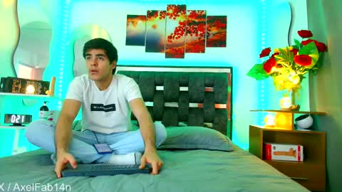 sneider online show from March 8, 6:37 pm