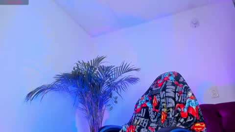 Alex Leyrer  online show from May 28, 12:52 am