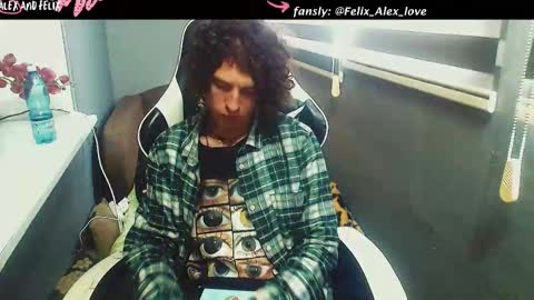 alex_ray69 online show from September 18, 6:26 am