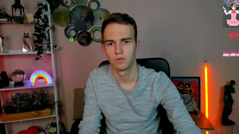 Alex online show from April 29, 5:30 pm
