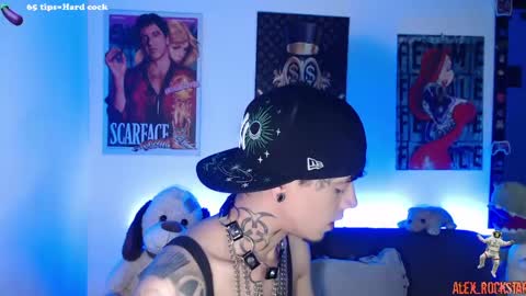 Snapshot of alex_rockstar chatting on May 3, 1:22 am online show from May 3, 1:22 am