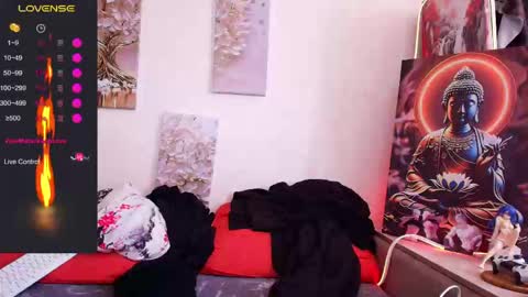 Alex WandHot online show from March 13, 7:15 am