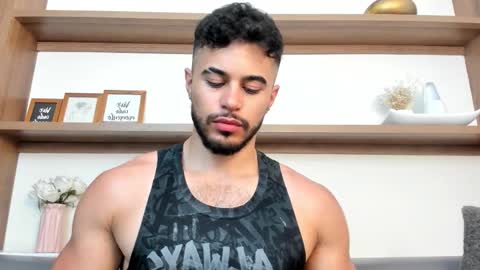 alex_wolf05 online show from March 26, 6:35 pm